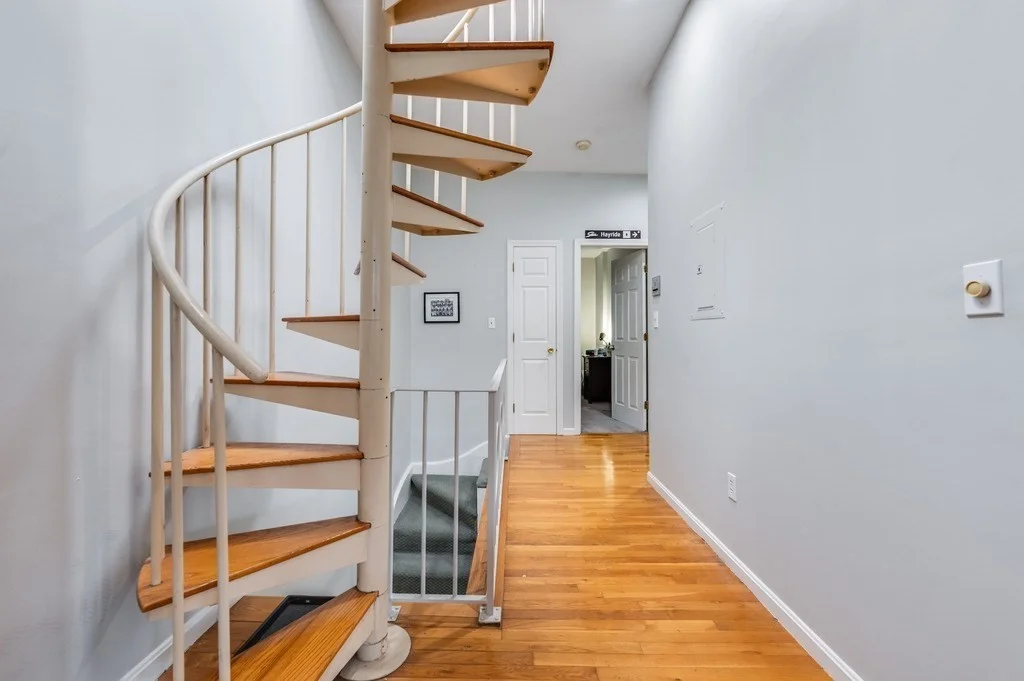 102 E Brookline, South End