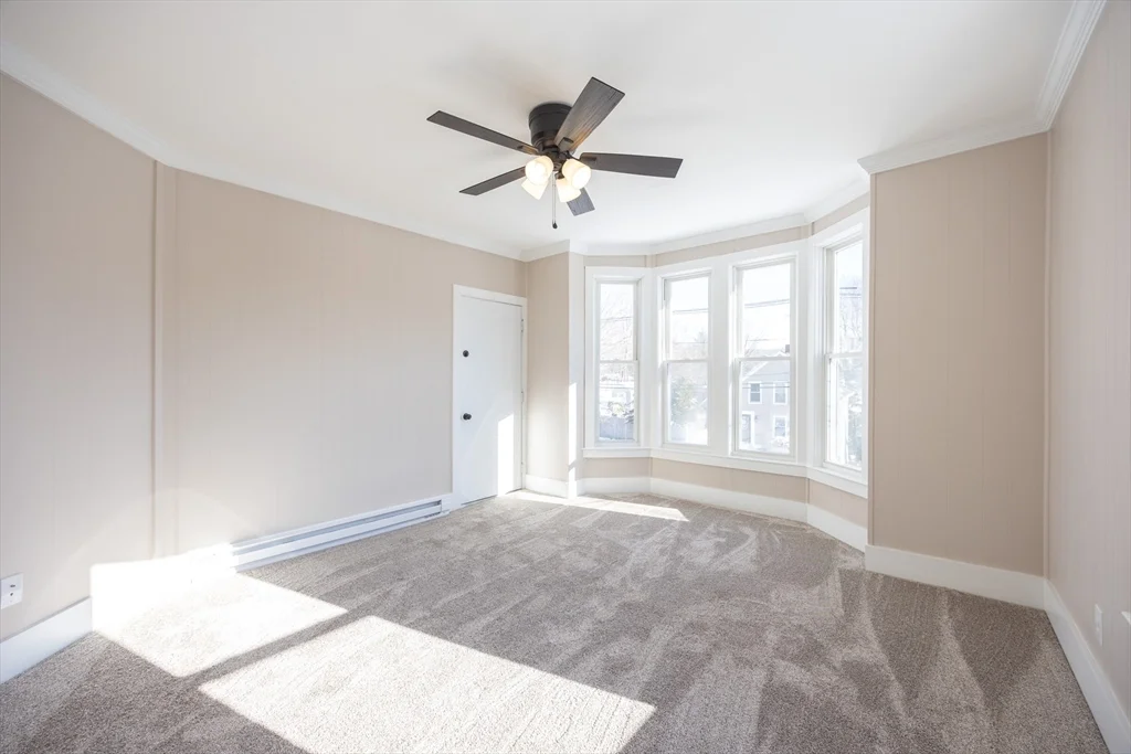 584 Mount Hope St, North Attleboro