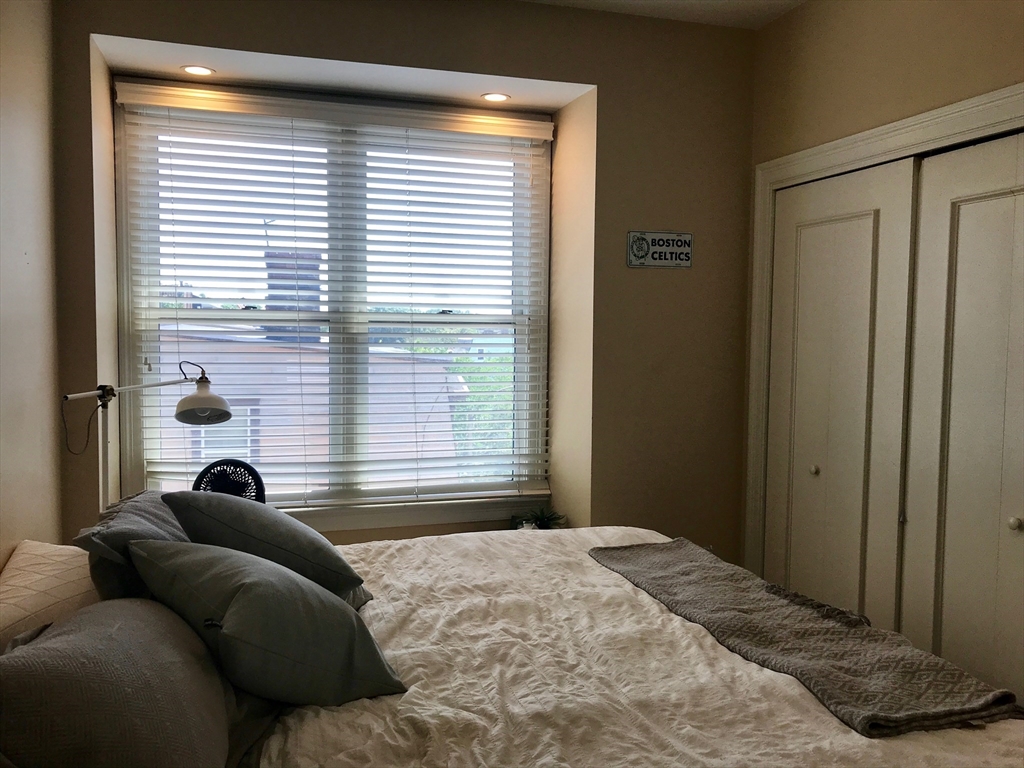 360-362 Dorchester St, South Boston