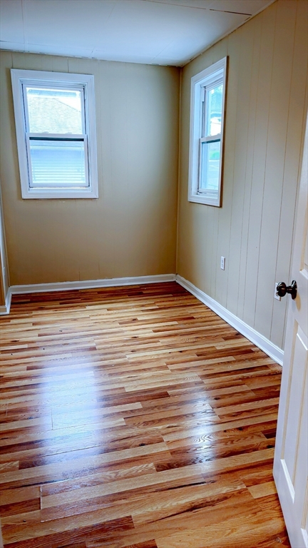 118 Maple St, Fall River