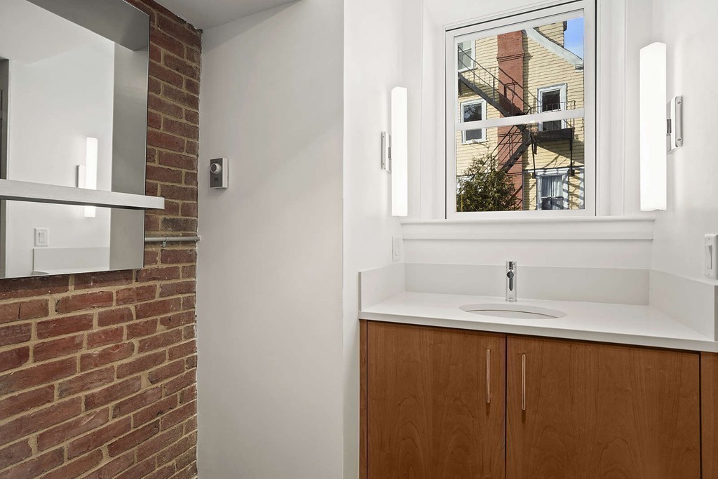 165 Winthrop Rd, Beaconsfield