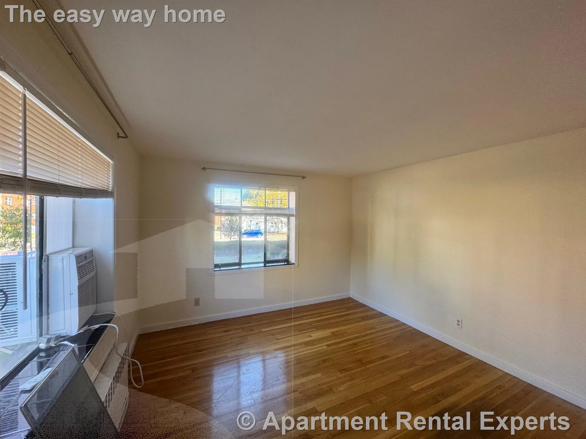 276 Massachusetts Ave, East Arlington