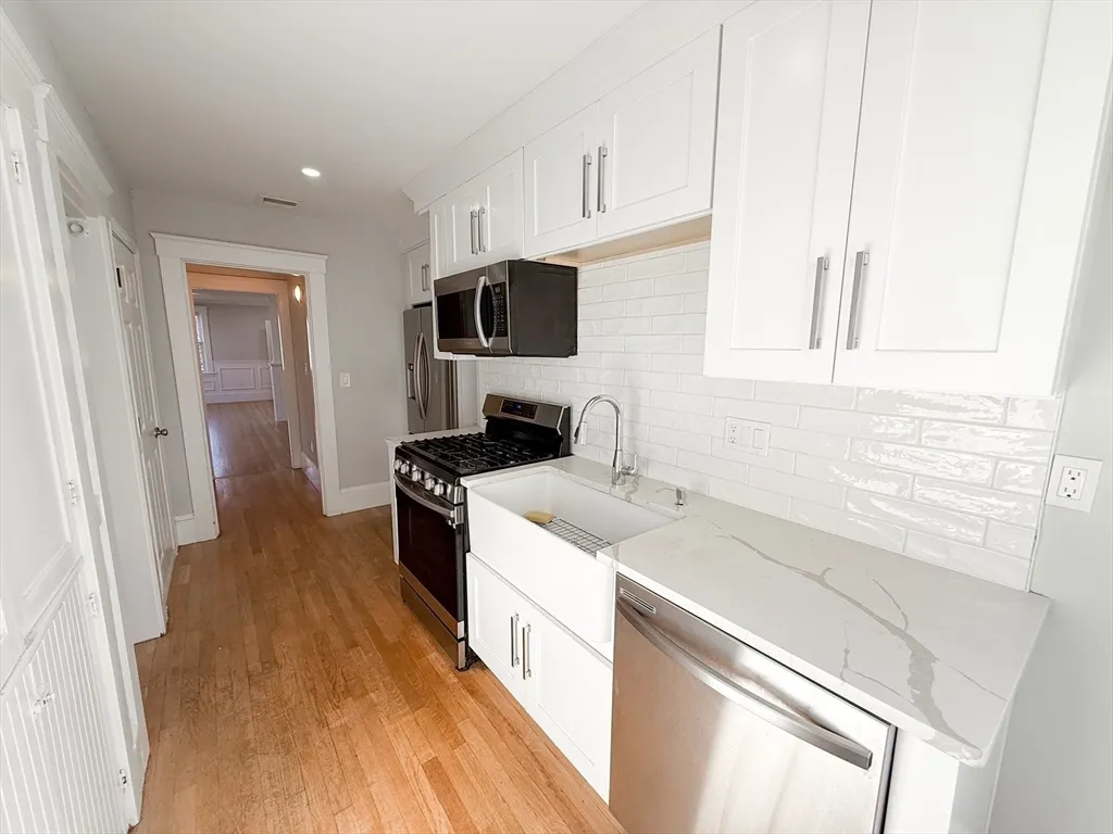 39 Pond St, Framingham