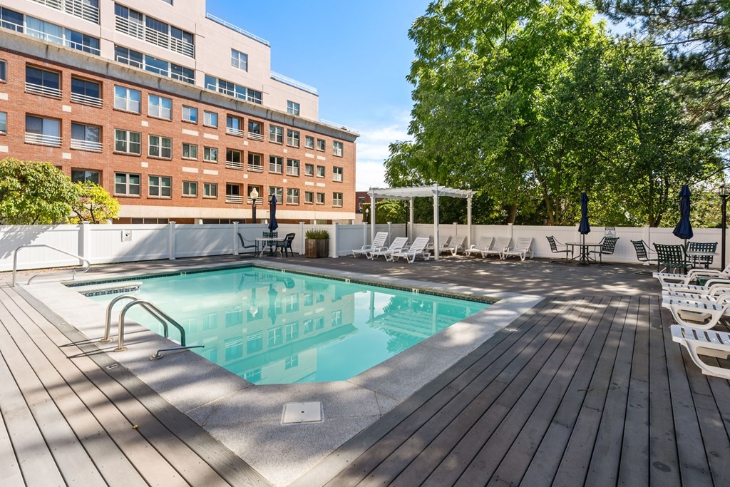 20 Webster St, Coolidge Corner