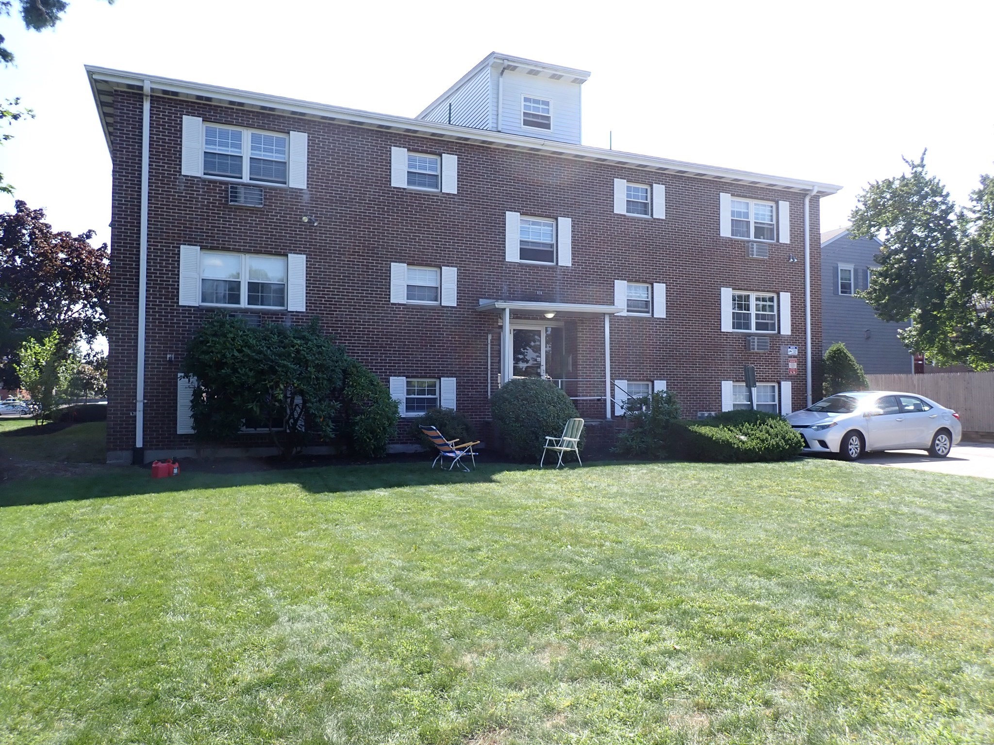 31 Pond St, Banks Square