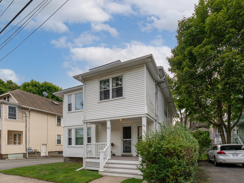 32 Rangeley Rd, Arlington