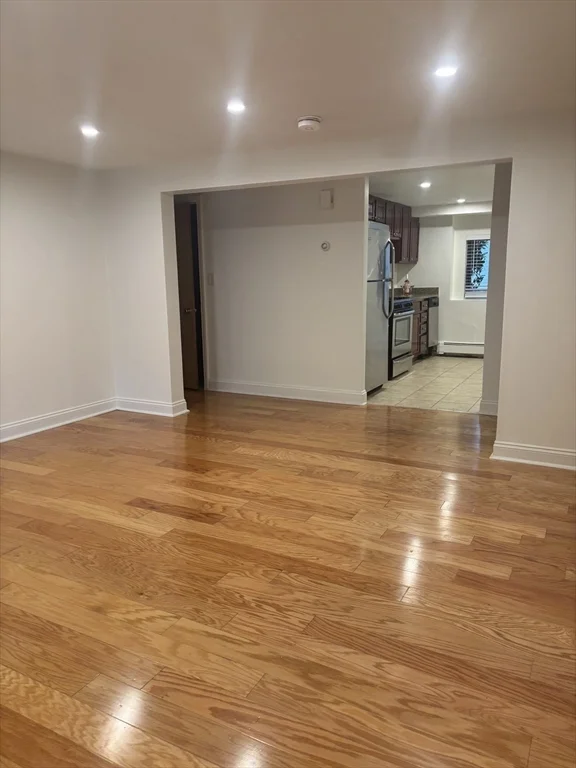 146 Willow St, Waltham