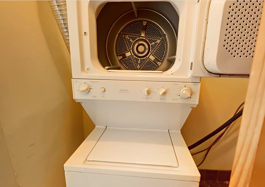 1406 Beacon St, Corey Hill