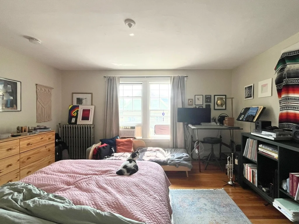 269 Lamartine St, Jamaica Plain