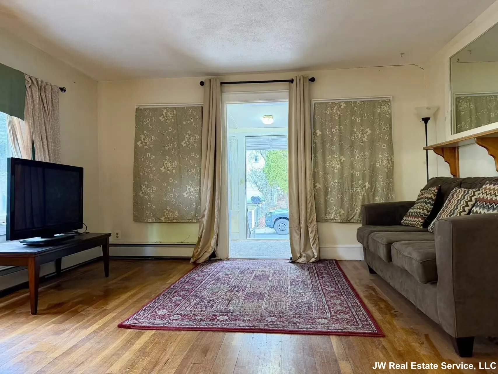 24 Arden St, Allston