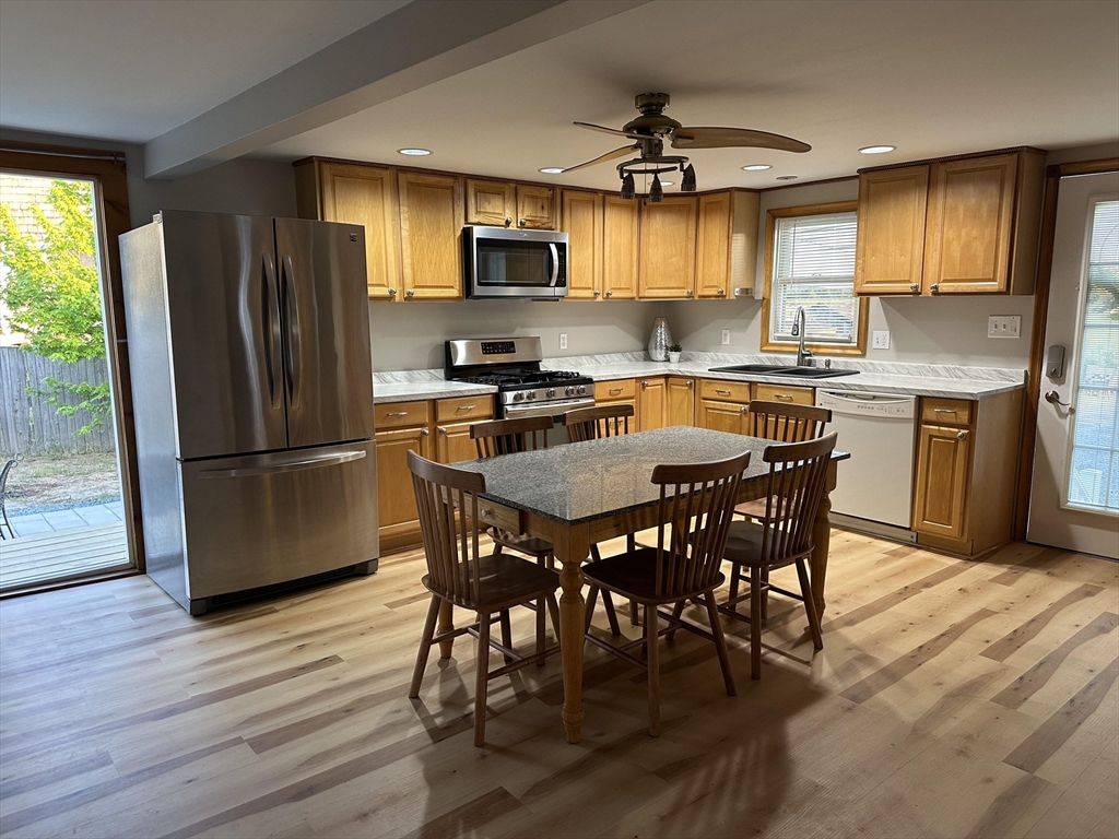 34 Old Point Rd, Plum Island