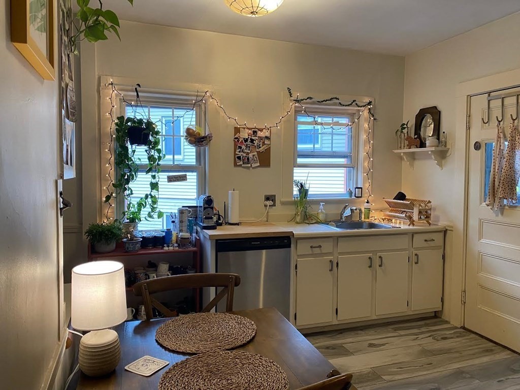 17 Ames St, Somerville