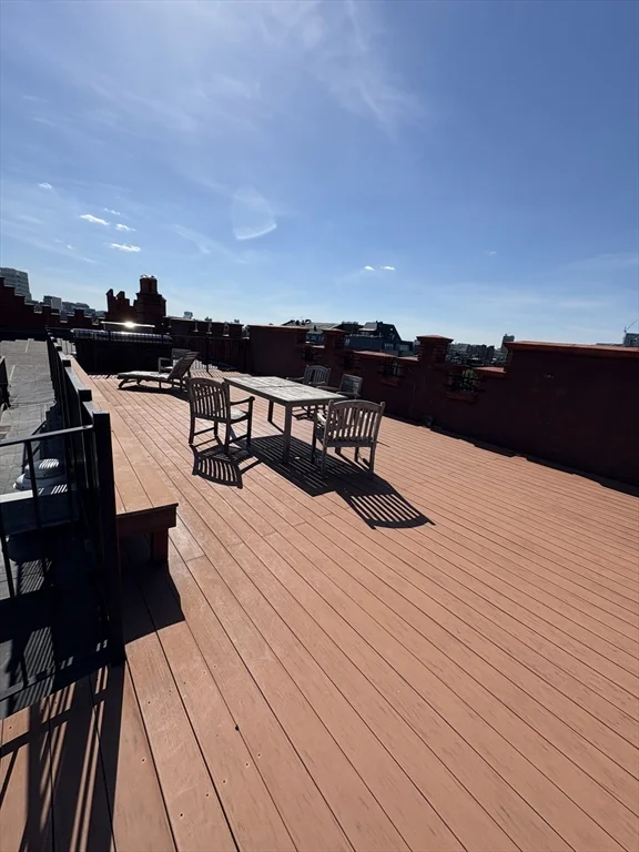 271 Dartmouth St, Back Bay