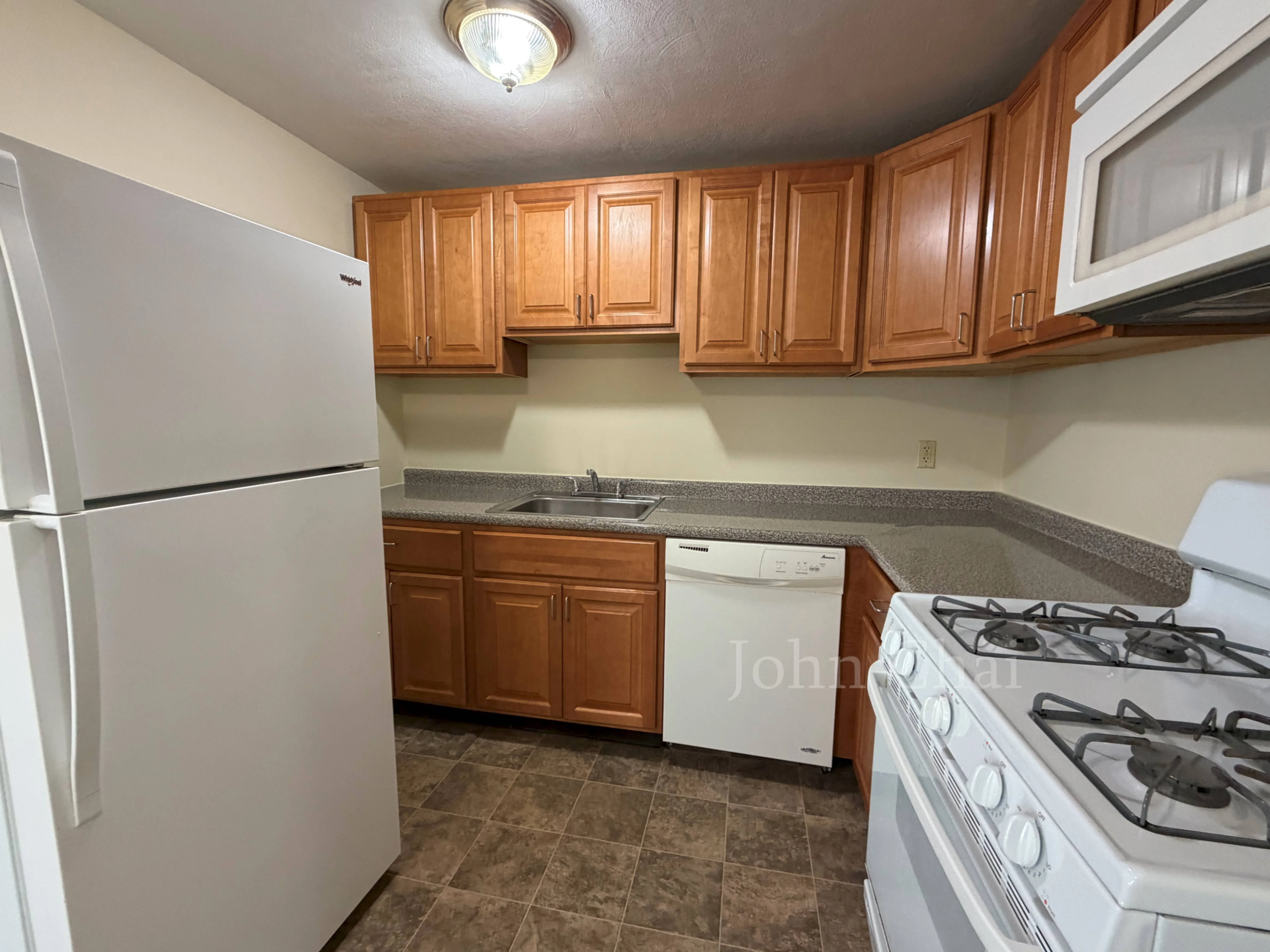 96 Nichols Ave, Watertown