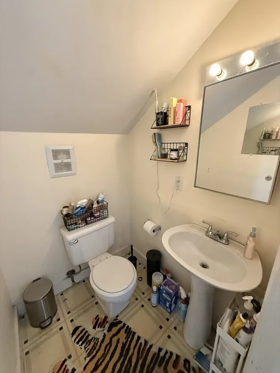 7-9 Biltmore St, Jamaica Plain