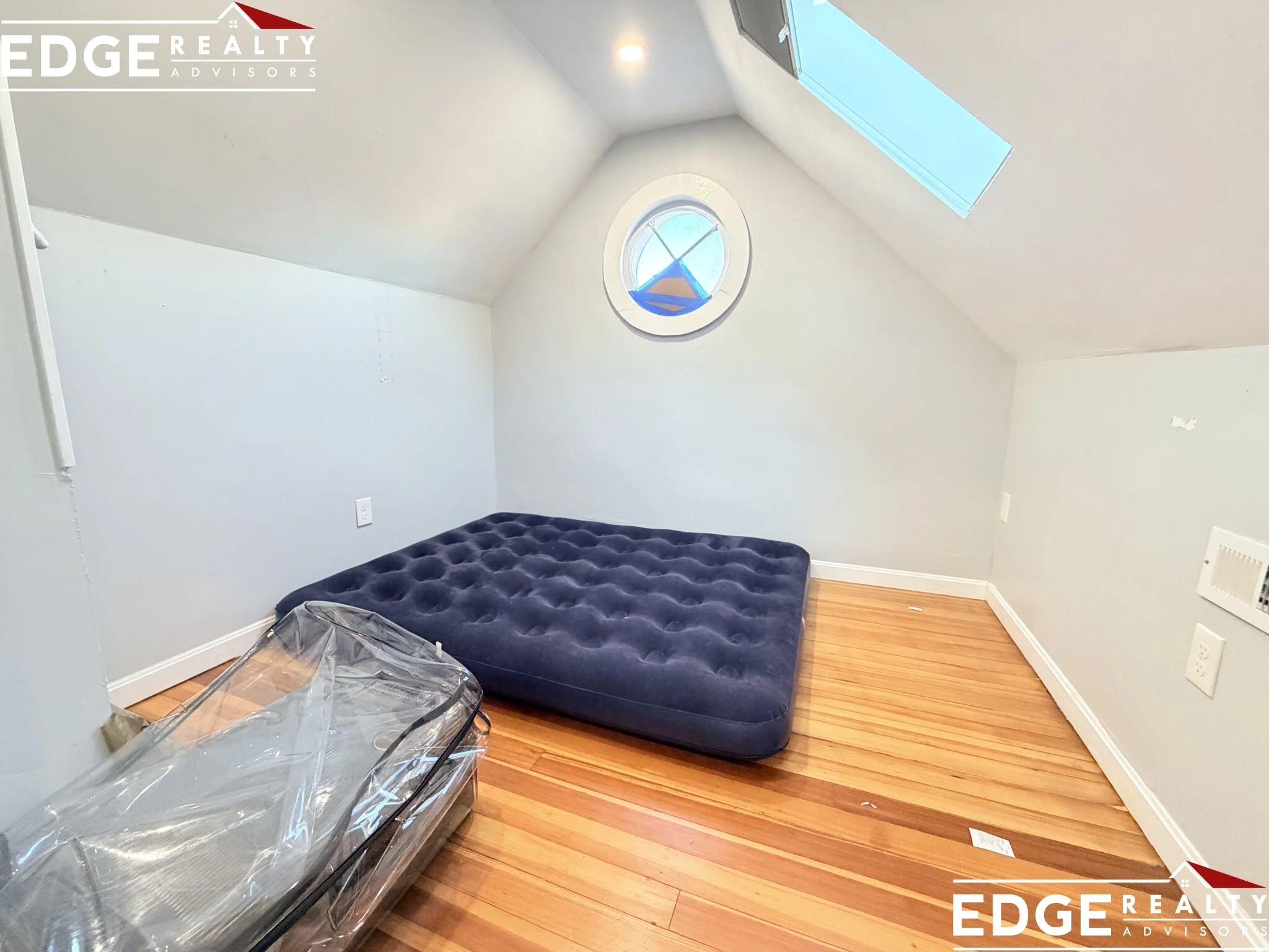 28 Tremont St, Brighton