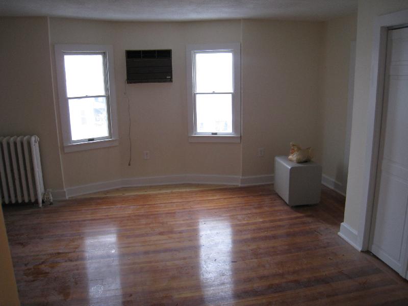 10 Evergreen Ave, Winter Hill