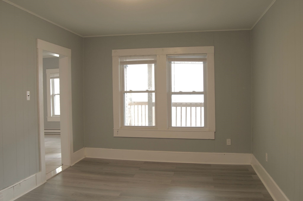 105 Clarendon St, Fitchburg