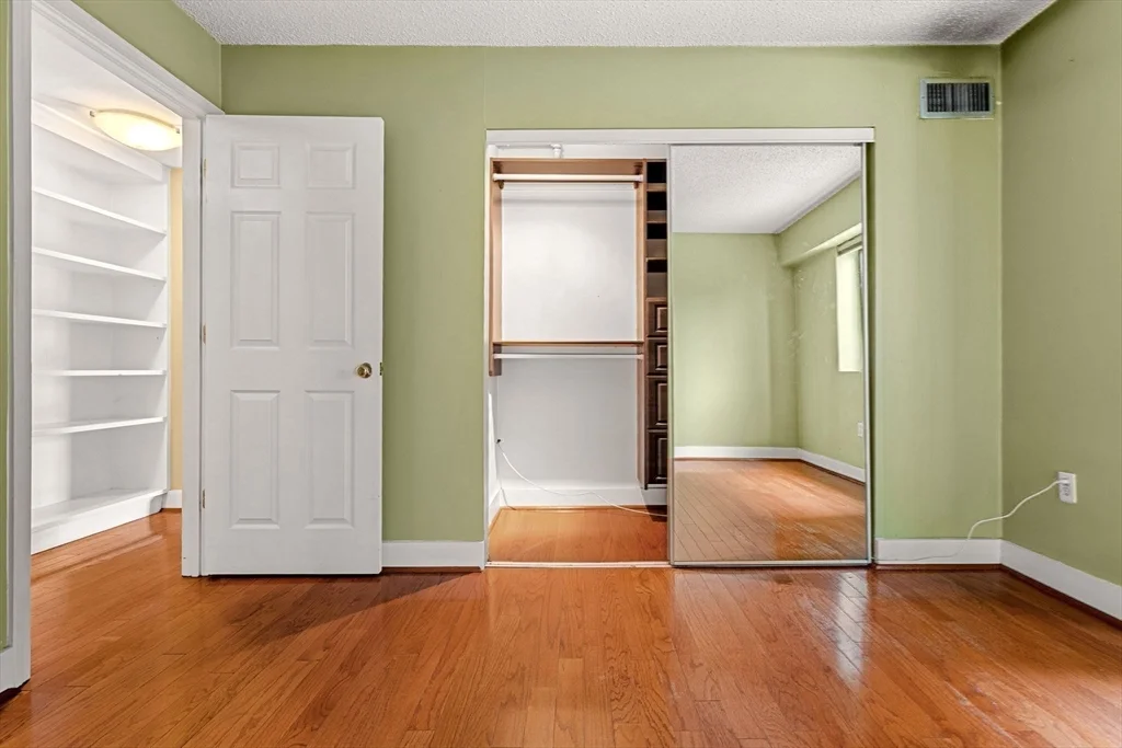15 North Beacon St, Allston