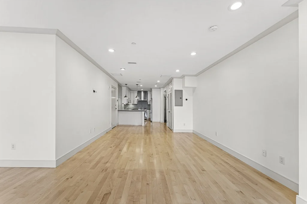 542 Dorchester Ave, South Boston