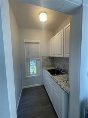 10 Delaware, East Somerville