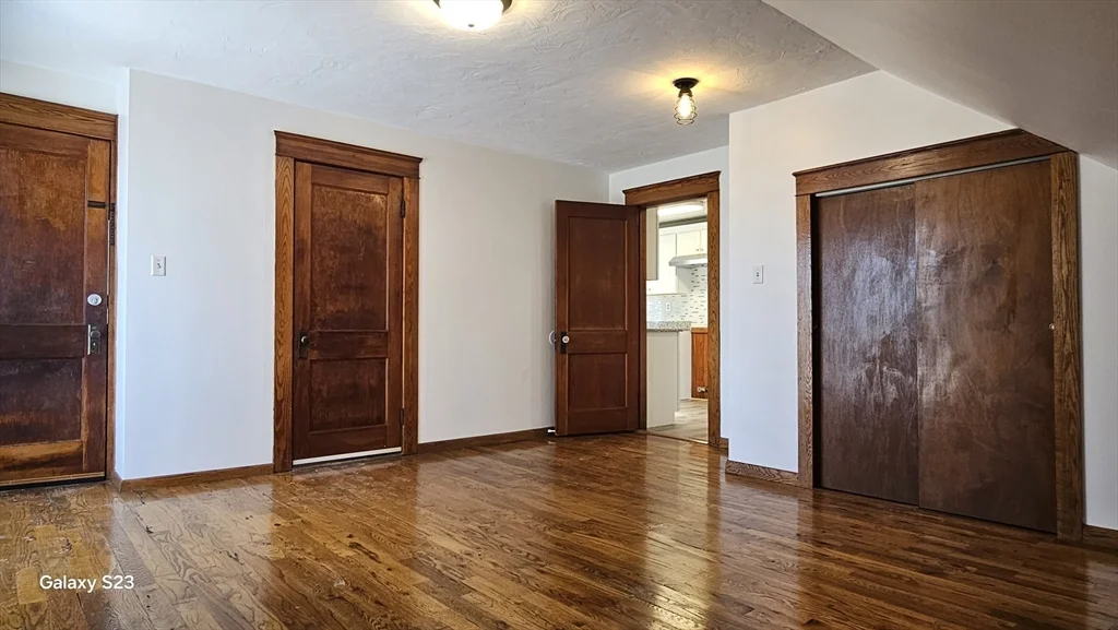 17 Cleveland Ave, Worcester