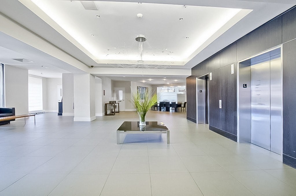 15 North Beacon St, Allston