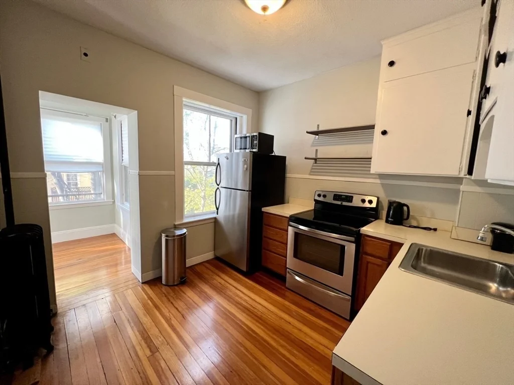 138 Fuller St, Coolidge Corner