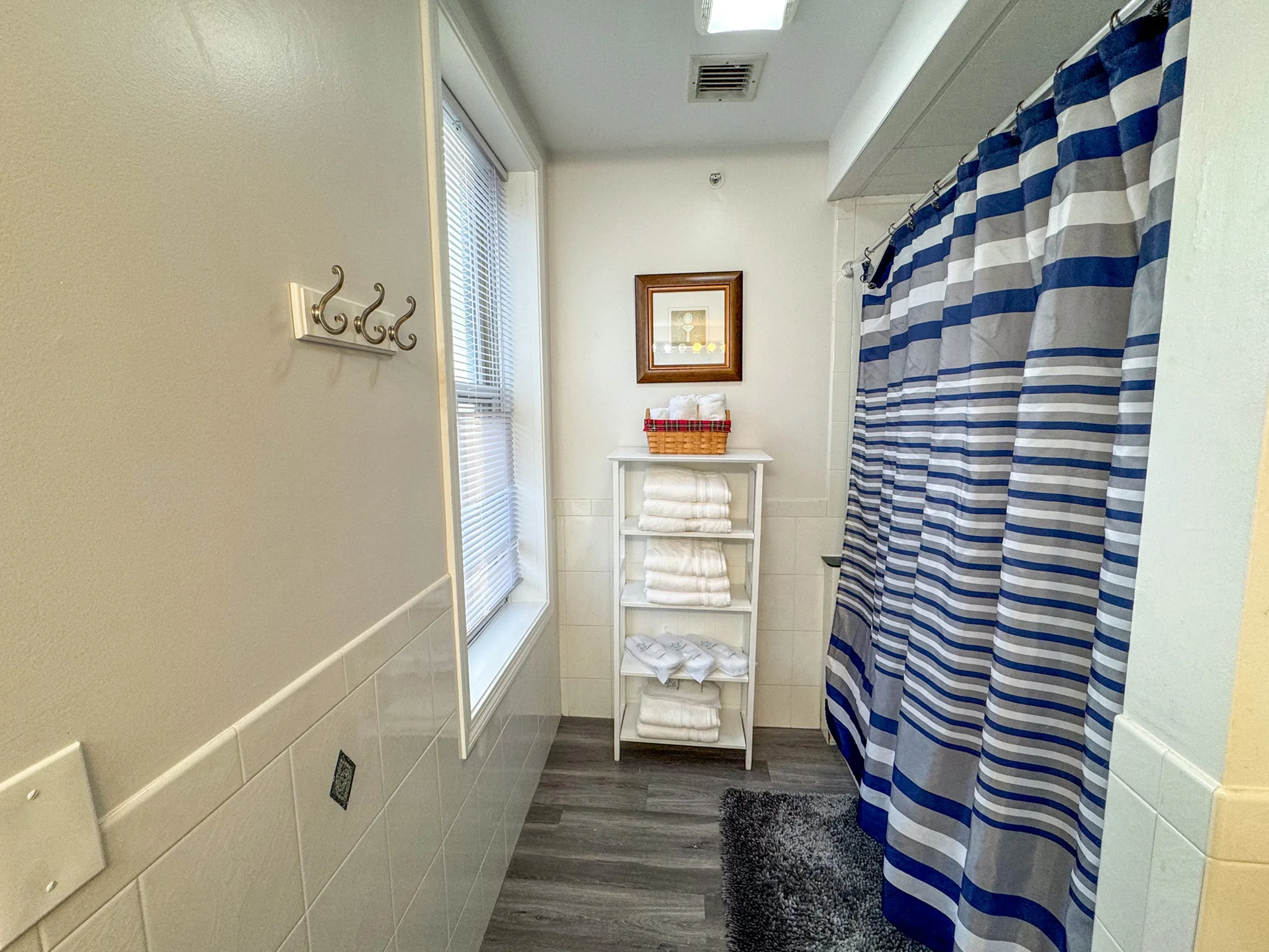 7 Harvard Sq, Brookline Village