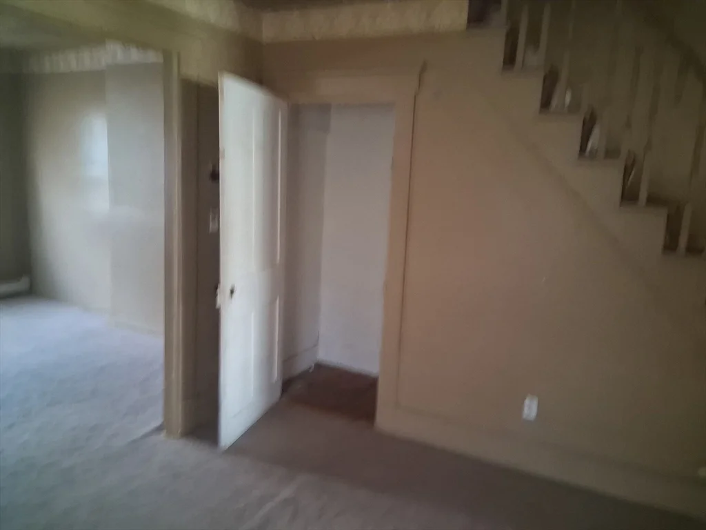 227 Main St, Blackstone