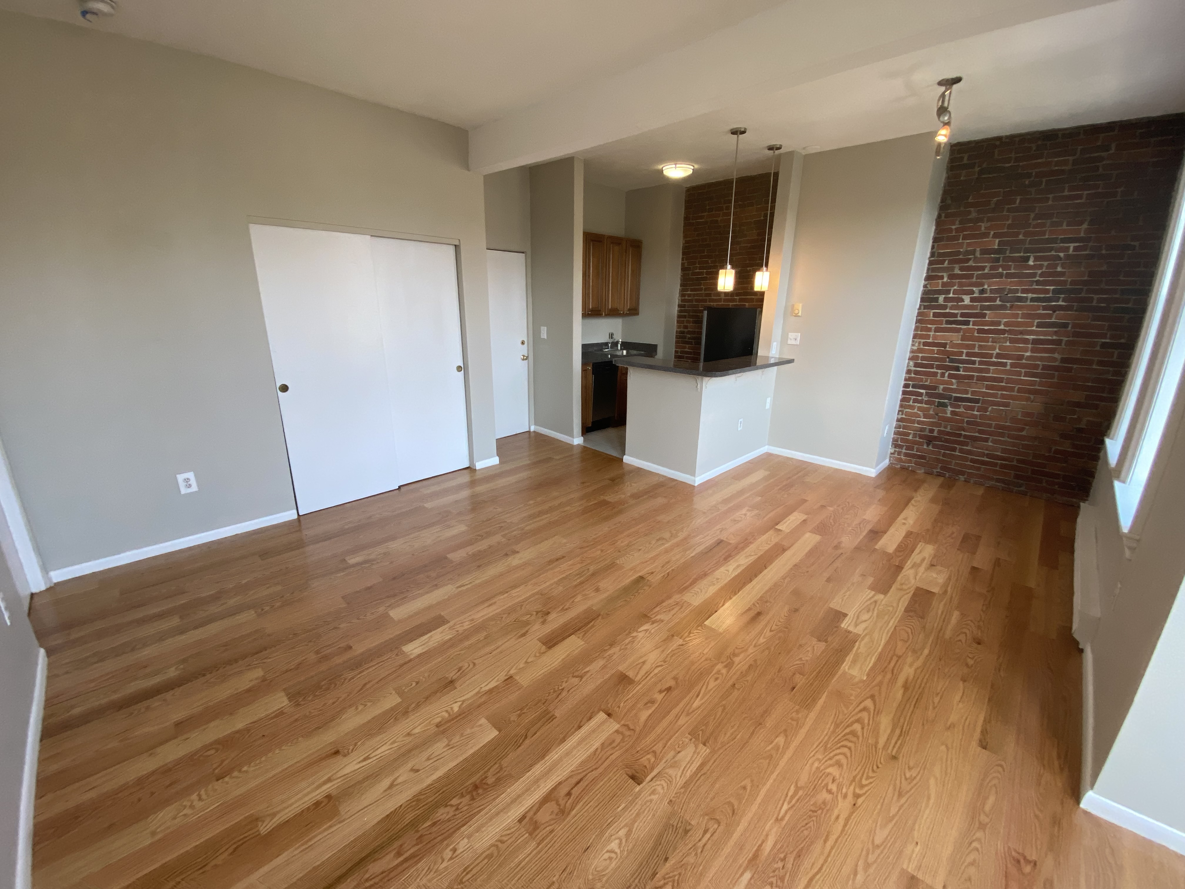 23 Cortes St, Back Bay