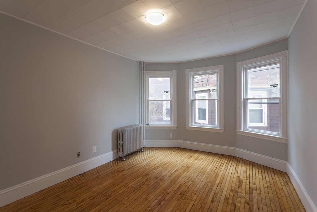 38 Cherry St, Somerville