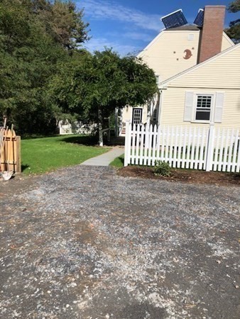 379 Concord Rd, Sudbury