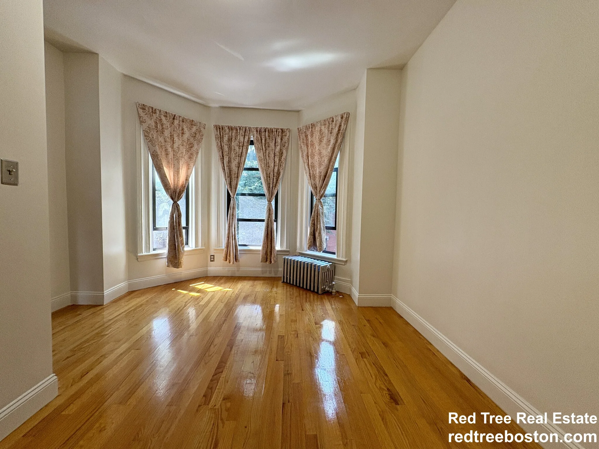 49 Dwight St, South End