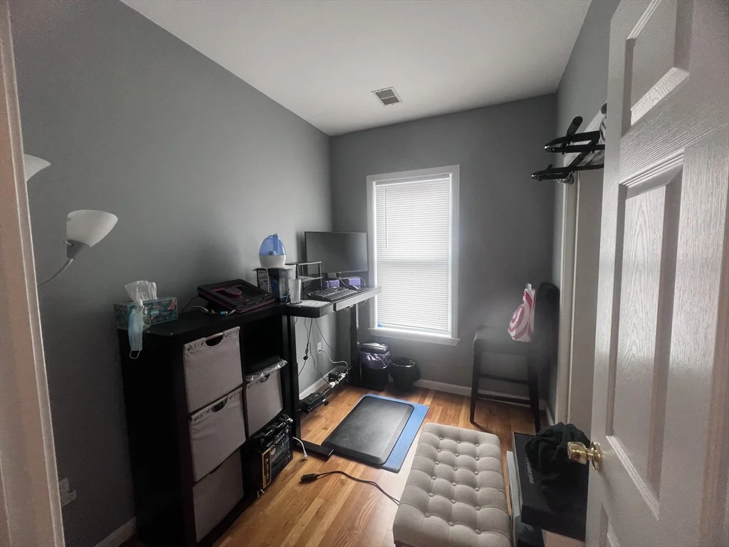 6 Arcadia St, Jamaica Plain