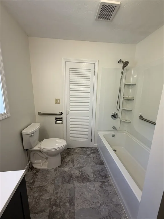 326 North Main, North Brookfield