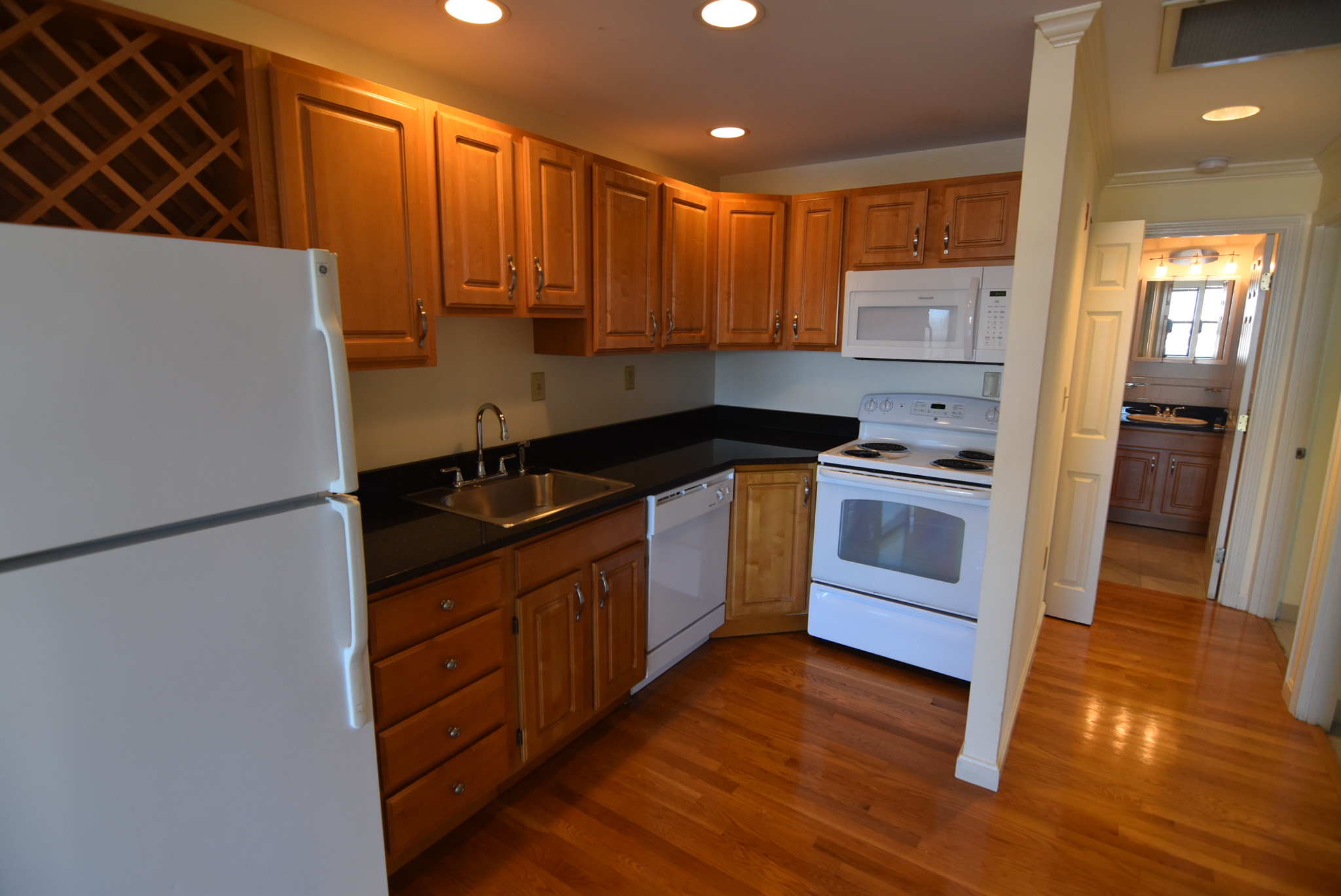 100 Jersey St, Fenway