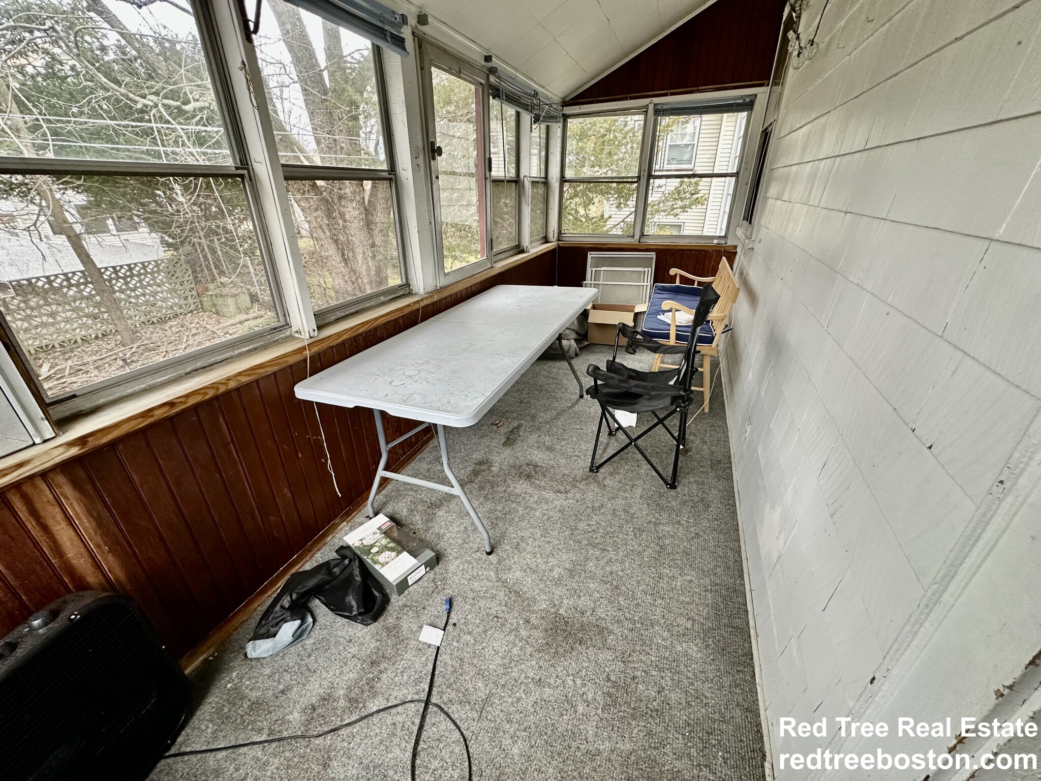 102 Bennett St, Oak Square