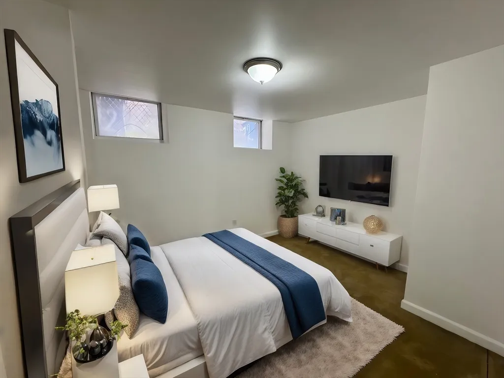 72 Frankfort St, East Boston