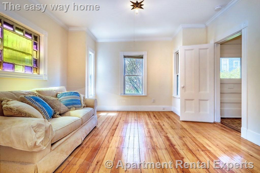 5 Stanford Ter, Porter Square