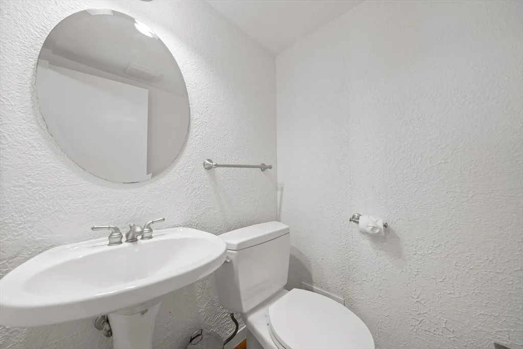 37 Harwich Rd, Newton