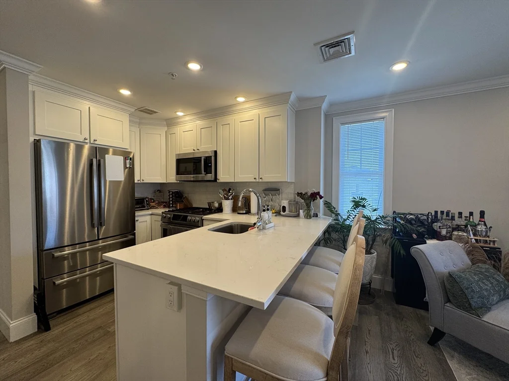 5-9R Trenton, East Boston