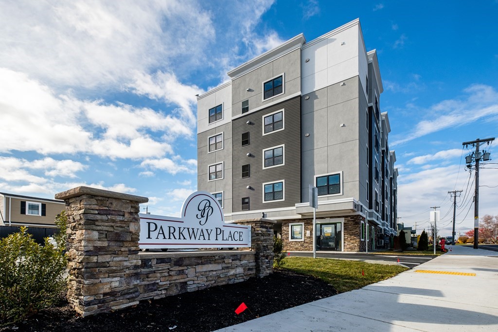 450 American Legion Highway, Revere