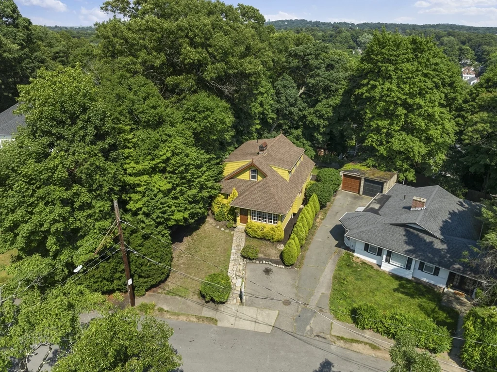50 Grove Hill Park, Newton
