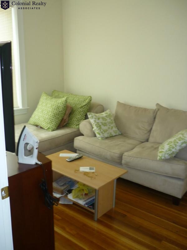 1615 Commonwealth Ave, Brighton