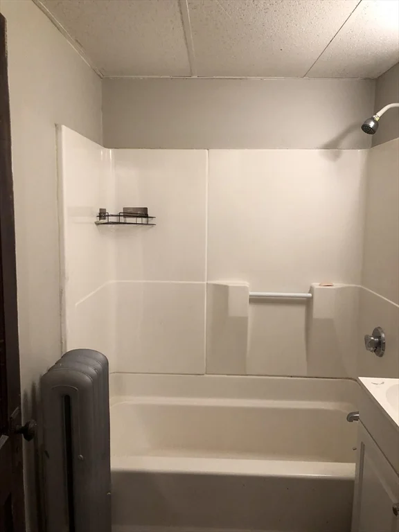 19 Summerhill Ave, Worcester