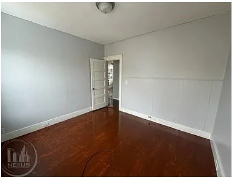 21 Hitchcock Rd, Webster Square