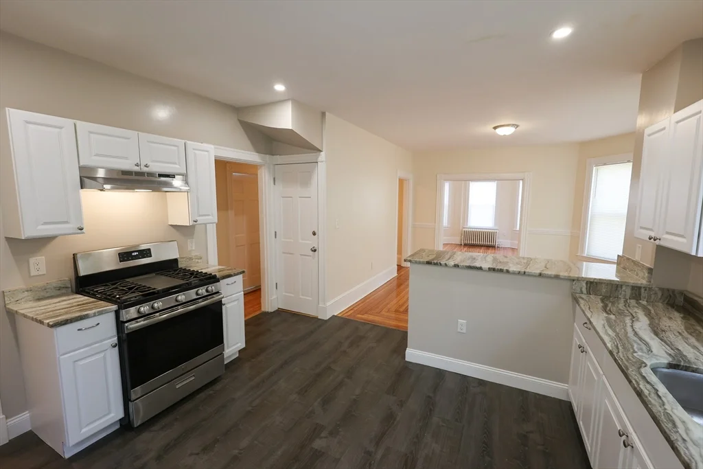 32 Robinson St, Dorchester