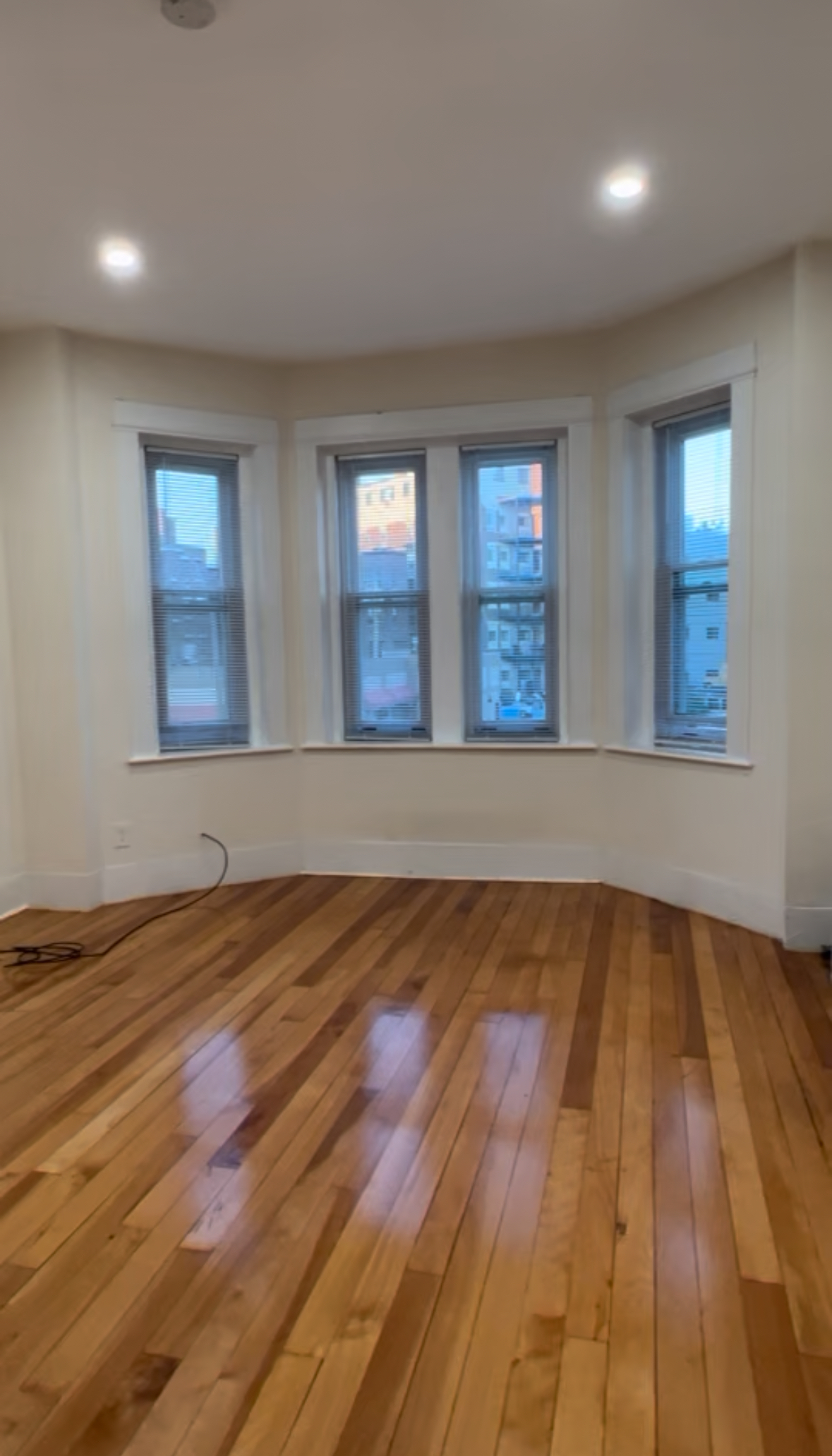 215 Harvard Ave, Brighton