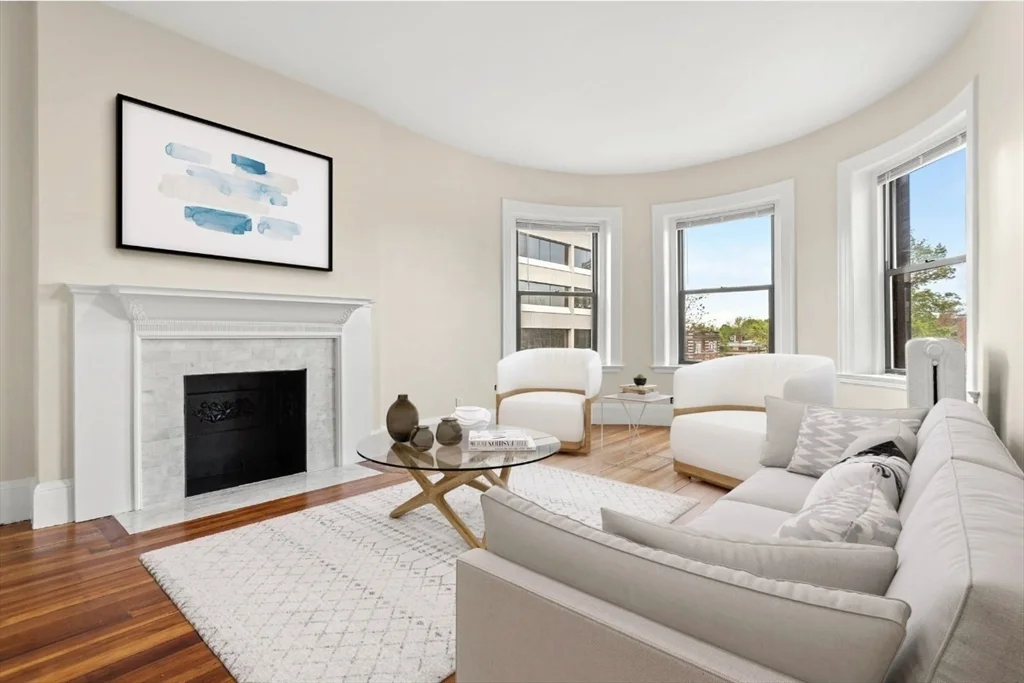 1010 Massachusetts Ave, Riverside